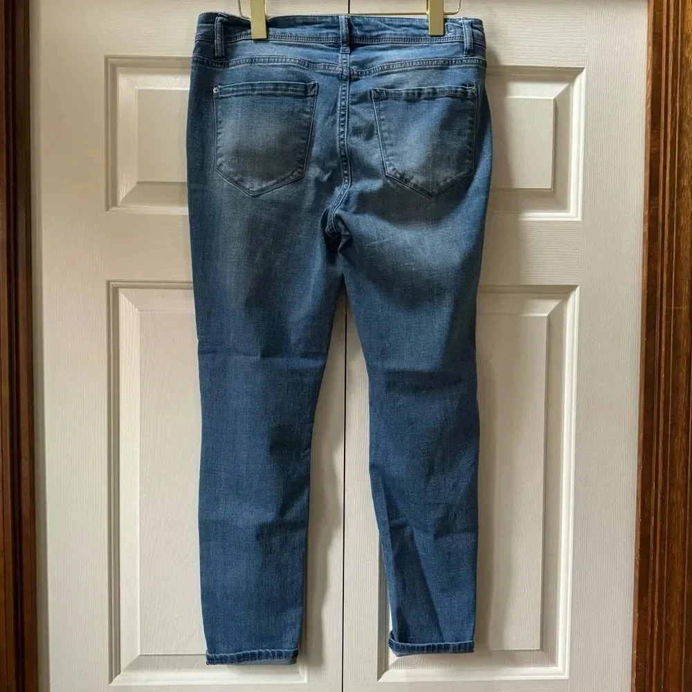 Kensie Effortless Ankle Mid Rise Distressed Jeans Women’s size 8